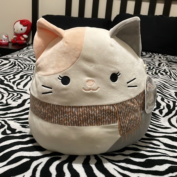 Original squishmallow 12 “ Camette the cat scarf round winter Christmas plush - Picture 3 of 15